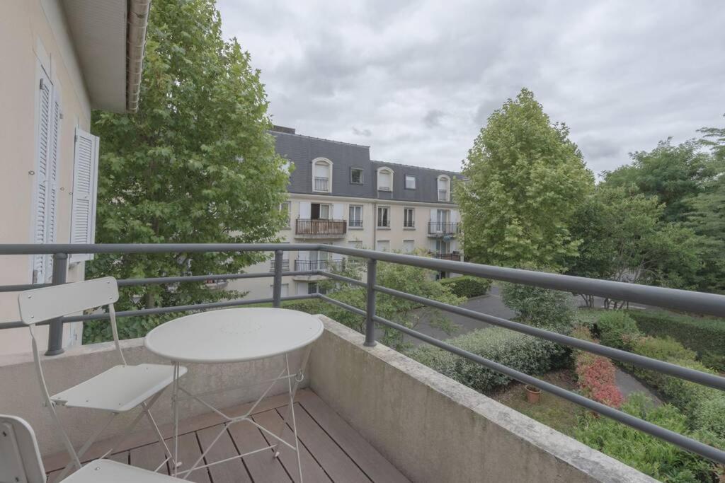Family Disneyland Apartment Magny-le-Hongre Esterno foto